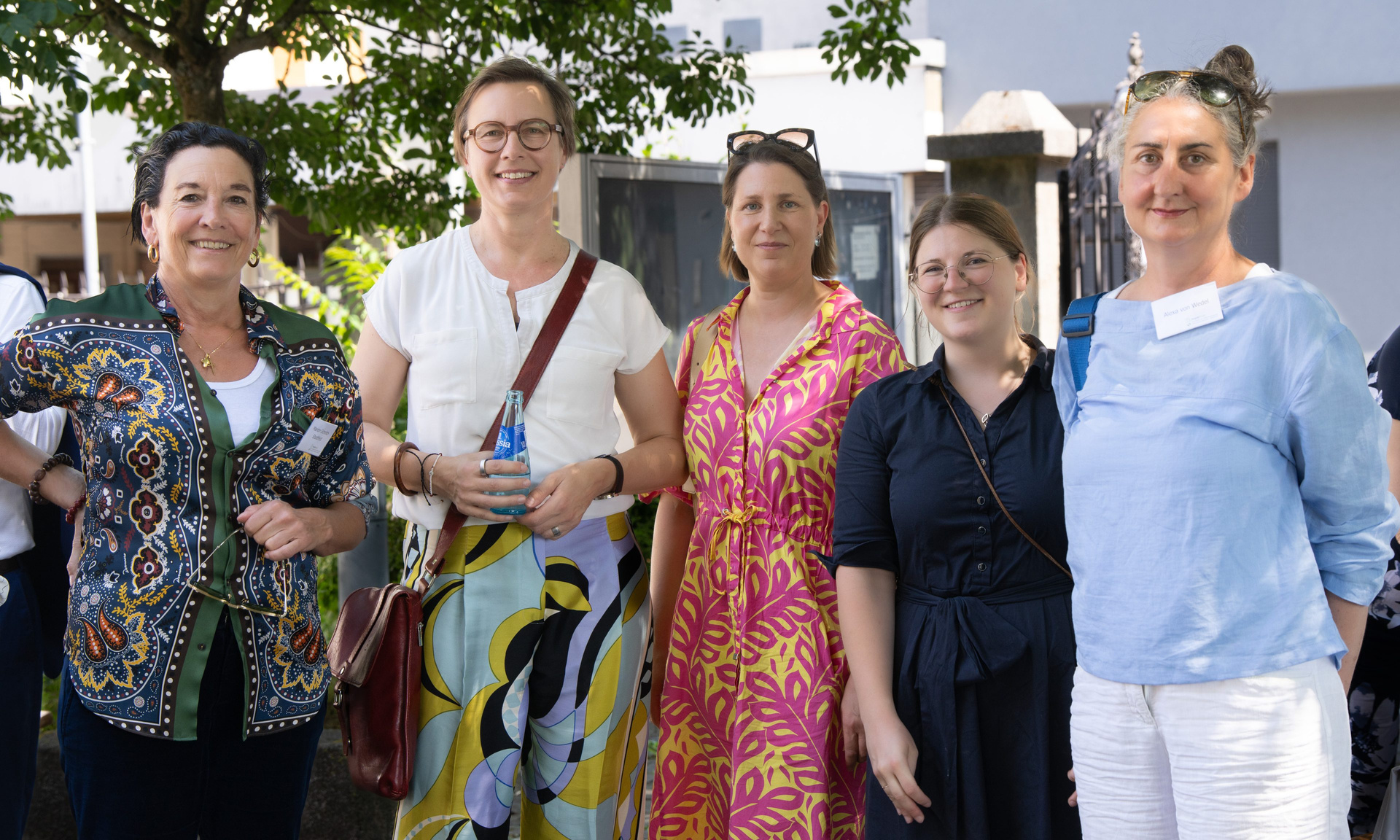 (v.li.) Marion Schmitz-Stadtfeld (Leiterin ProjektStadt | Integierte Stadtentwicklung), Dr. Verena Jakobi und Dr. Henriette von  Preuschen (beide Landesamt für Denkmalpflege), Christina Rettig vom Hessischen Ministerium für Wirtschaft, Energie, Verkehr, Wohnen und ländlichen Raum sowie Alexa von Wedel, Projektleiterin Integrierte Stadtentwicklung | ProjektStadt.