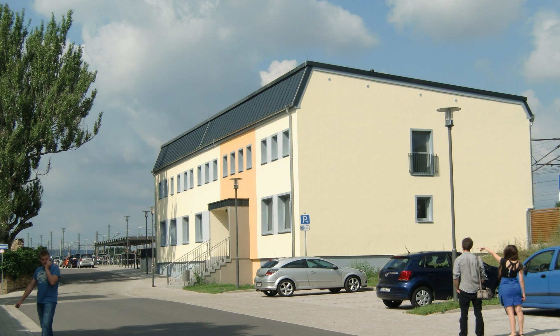 Das rundum erneuerte Gebäude des Bahnhofs von Nesse-Apfelstädt